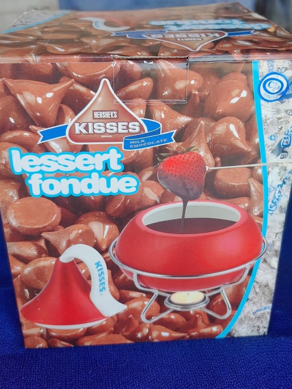 HERSHEY'S KISSES Red Dessert Milk Chocolate Fondue 2006 Set Model #58930H w/Box